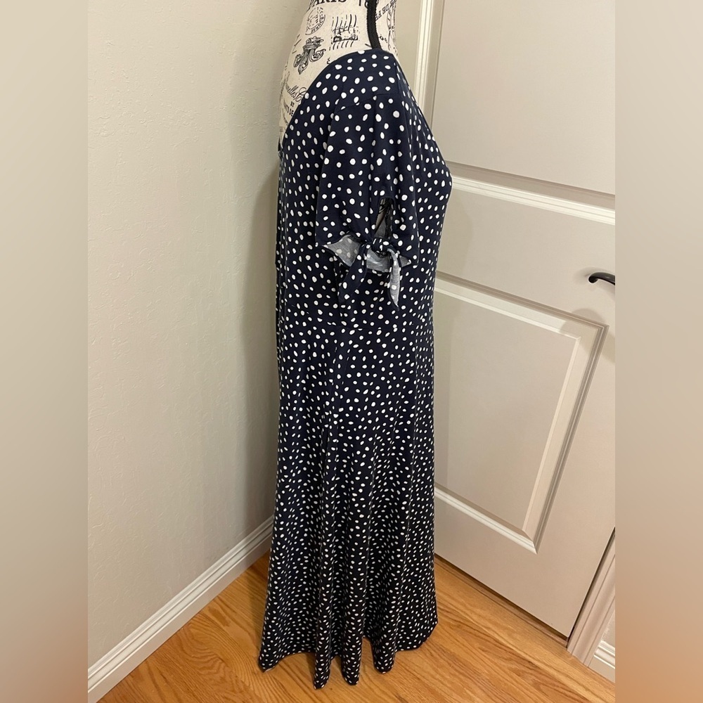 Emma and Michele Size Large Polka Dot Dress - Picture 3 of 9
